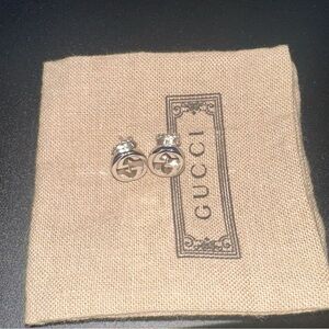 Gucci women’s silver earring studs